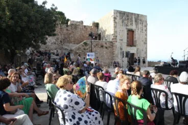 Acto de presentación de Música al Castell