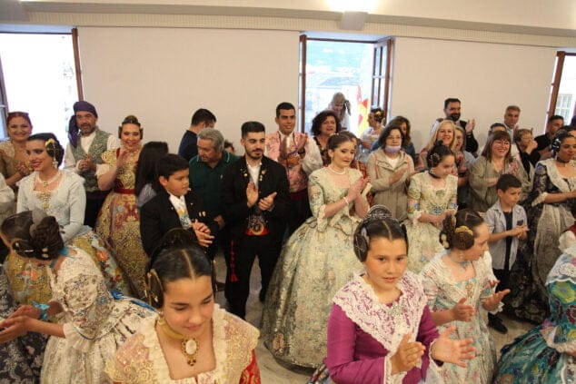 aida y noa son elegidas falleras mayores de denia 13