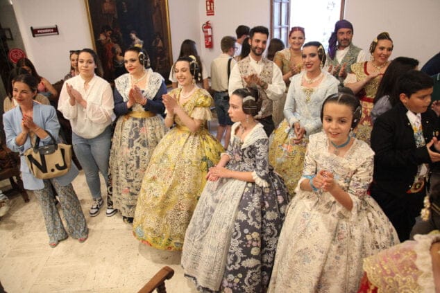 aida y noa son elegidas falleras mayores de denia 14