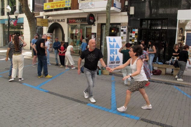 Playa, cultura, vino y comercio: un fin de semana redondo en Dénia 30 ambiente en denia durante el fin de semana del 1 de mayo 48