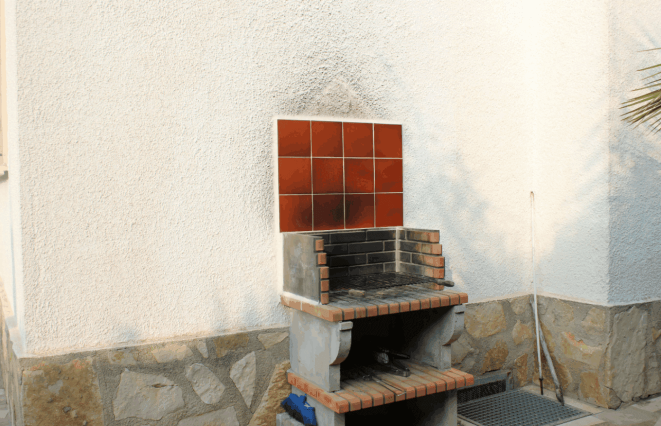 Barbacoa exterior de la vivienda