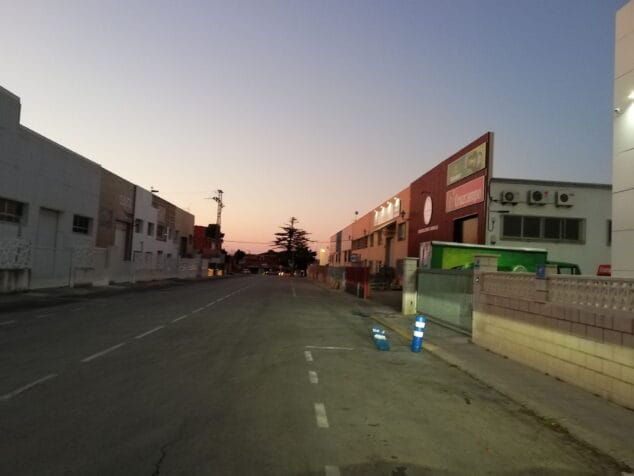 Imagen: calle del poligono industrial de madrigueres de denia
