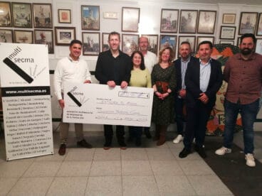 cata solidaria en el local de la falla centro de denia