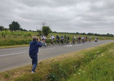 Ciclistas del reto Angers-Cholet-Denia 2022