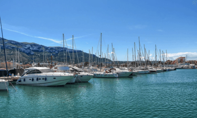 club nautico de denia cerca del apartamento