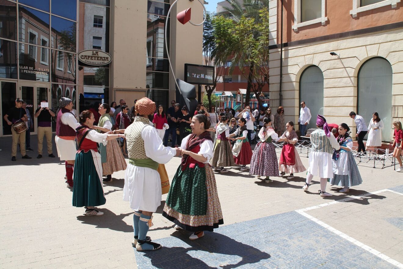 Cuarta edición de Dansant a la Marina en Dénia 10