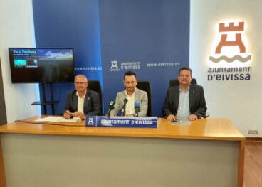 los alcaldes de denia ibiza y cambrils en la presentacion del proyecto conjunto