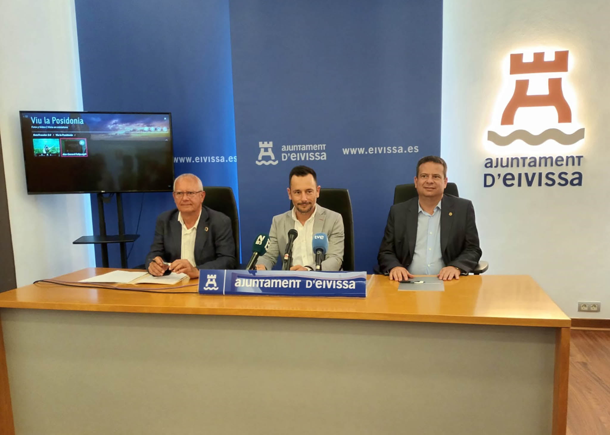 Los alcaldes de Dénia, Ibiza y Cambrils en la presentación del proyecto conjunto