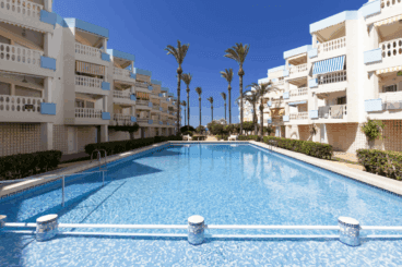 Piscina comunitaria del residencial