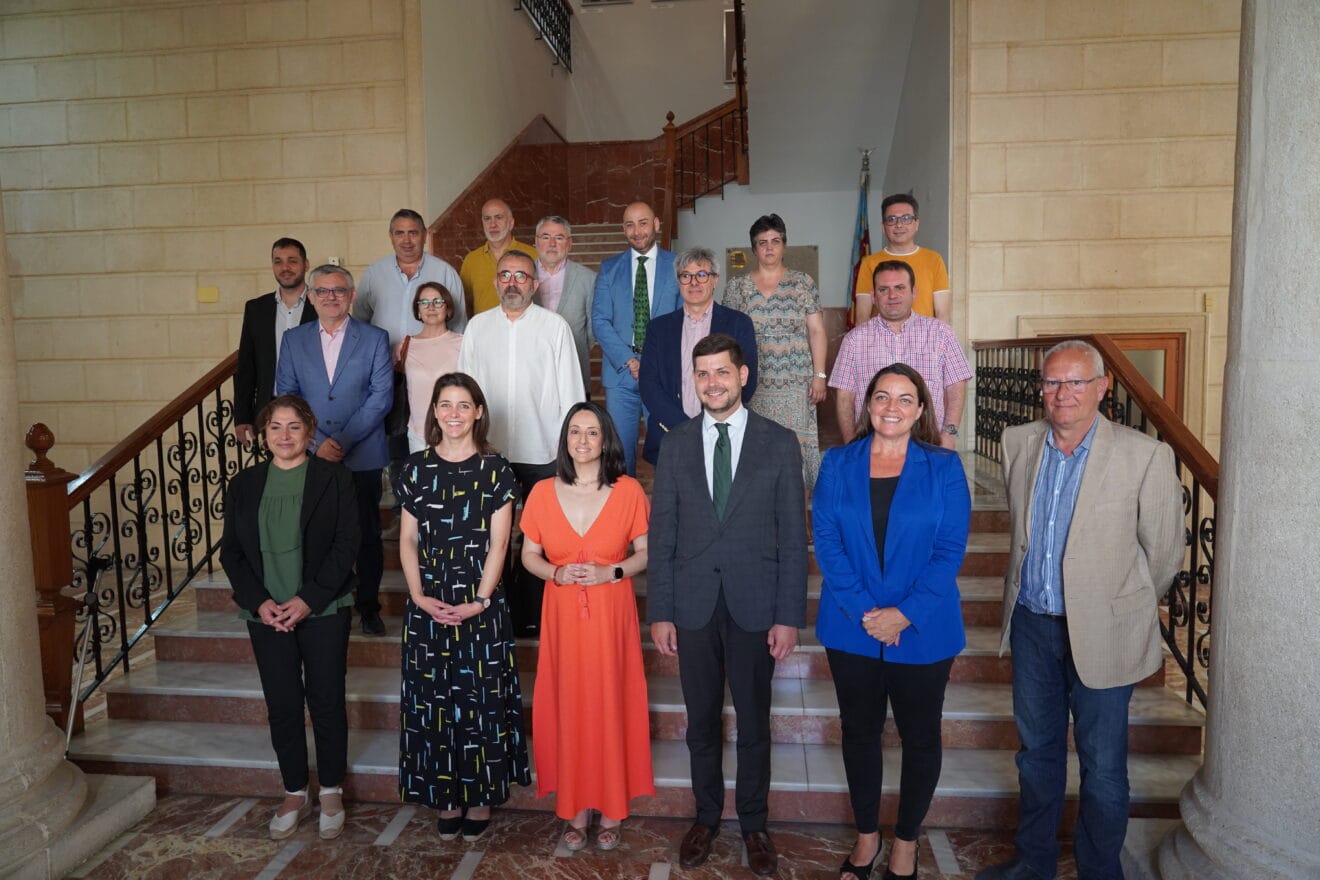 Reunión sobre los detalles del estudio de unión ferroviaria entre Gandia-Dénia