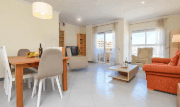 Salón-comedor de la vivienda muy luminoso