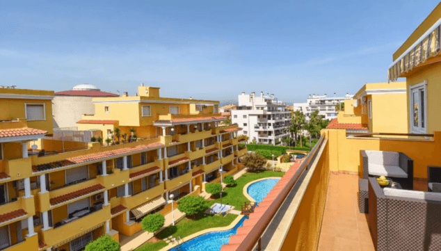 apartamento con balcon en denia