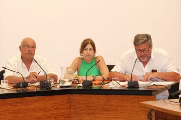 grupo de compromis durante el debate del estado de denia