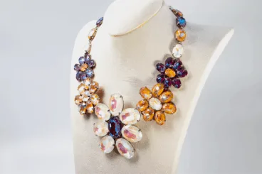 Piezas únicas elaboradas con piedras preciosas