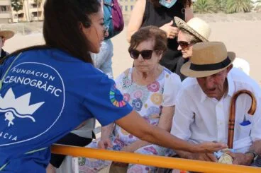 Suelta de tortugas en Dénia 05