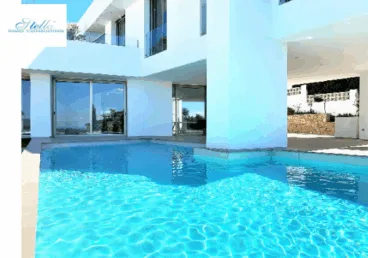 Villa de ensueño con piscina cristalina