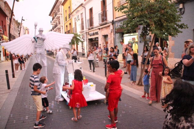 ambiente durante la noche abierta de denia 11