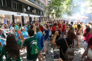 Ambiente en el centro de Dénia durante el Día del Fallero