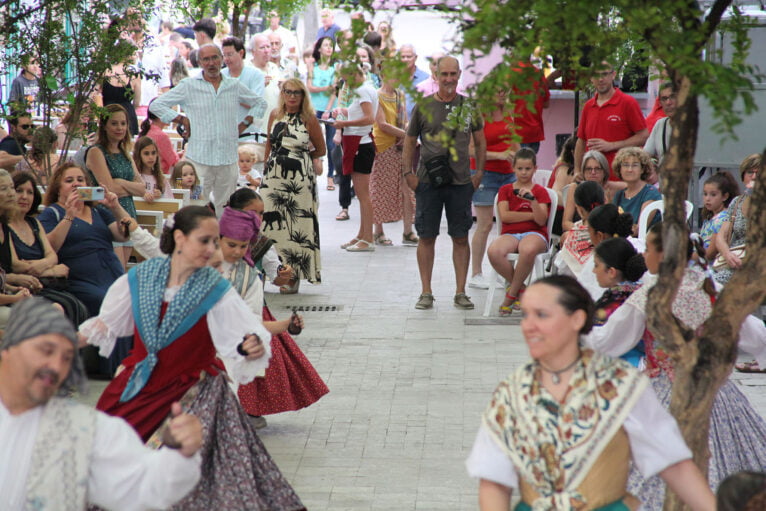 Celebración de les Festes del carrer Sant Pere en Dénia 14