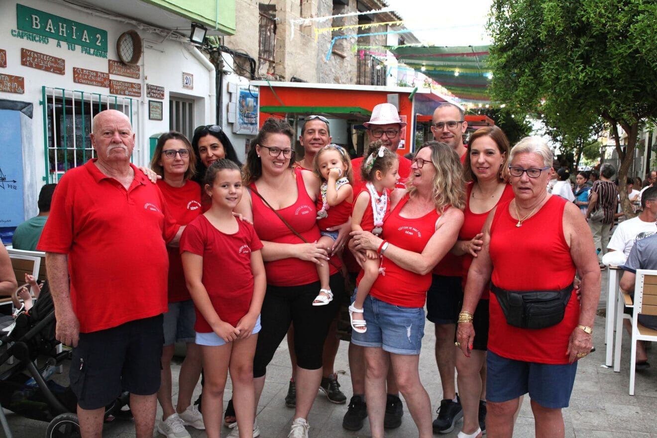 Celebración de les Festes del carrer Sant Pere en Dénia 29
