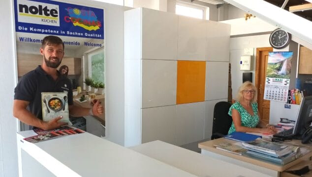 el equipo de costa cocinas