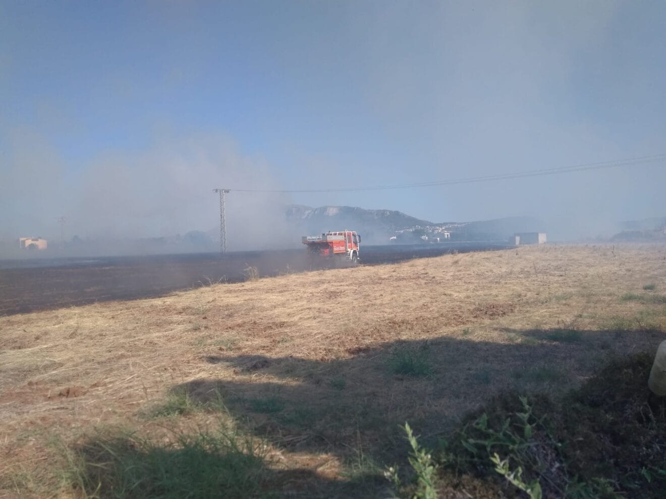 Incendio en cami l'assagador de Dénia