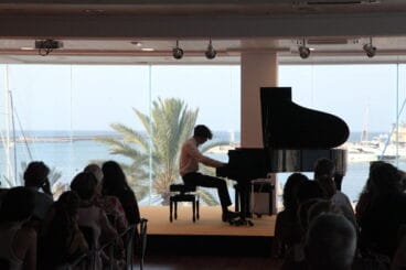 Jorge Miquel Ordoñez en el recital de piano del RCNDénia (3)