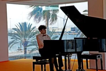 Jorge Miquel Ordoñez en el recital de piano del RCNDénia