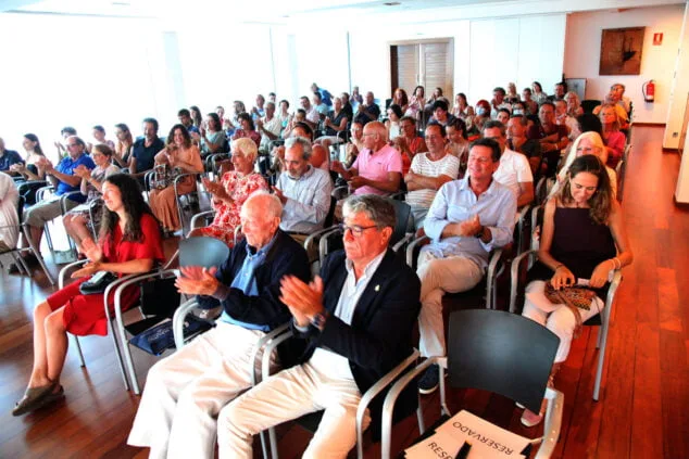 publico asistente al concierto de jorge miquel ordonez