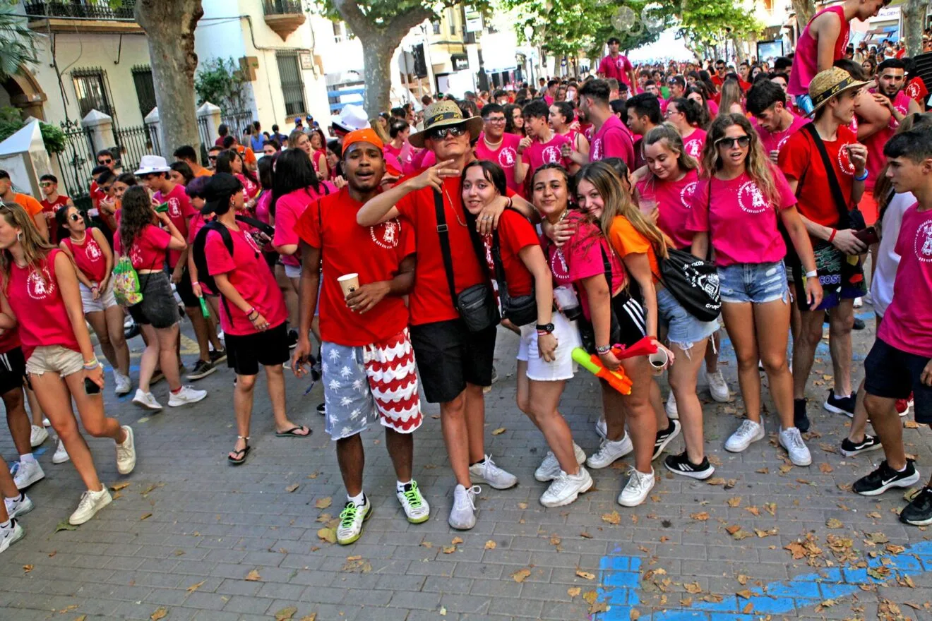 Quintos de Dénia durante la segunda entrada de toros 08