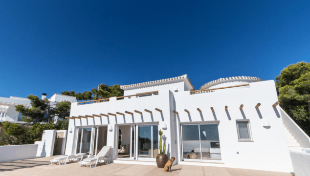Así es Arregui Villas, la inmobiliaria que te acompañará en todo el proceso de la gestión de tu vivienda 1 vender propiedad en la costa blanca arregui villas