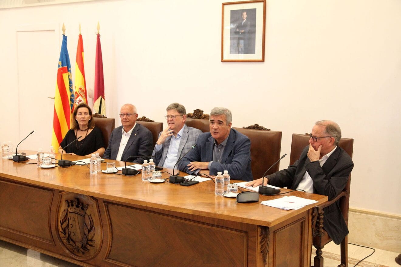 Adolfo Utor durante la presentación