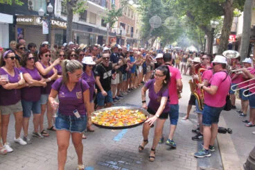Concurso de paellas en Dénia de la FEMMICC 85