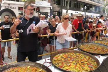 Concurso de paellas en Dénia de la FEMMICC 87