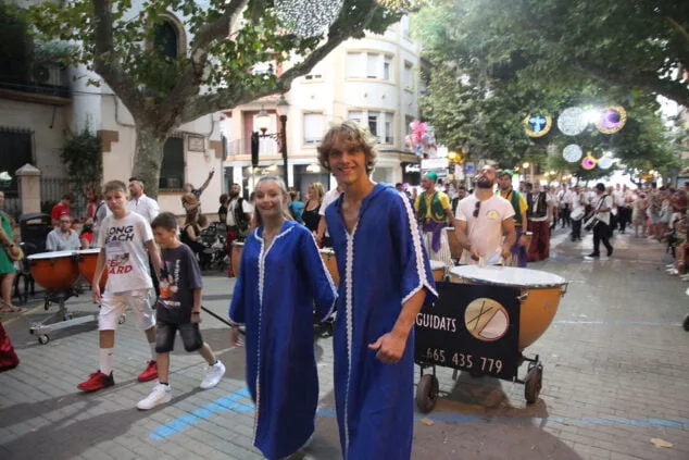 desfile infantil de moros y cristianos en denia 16