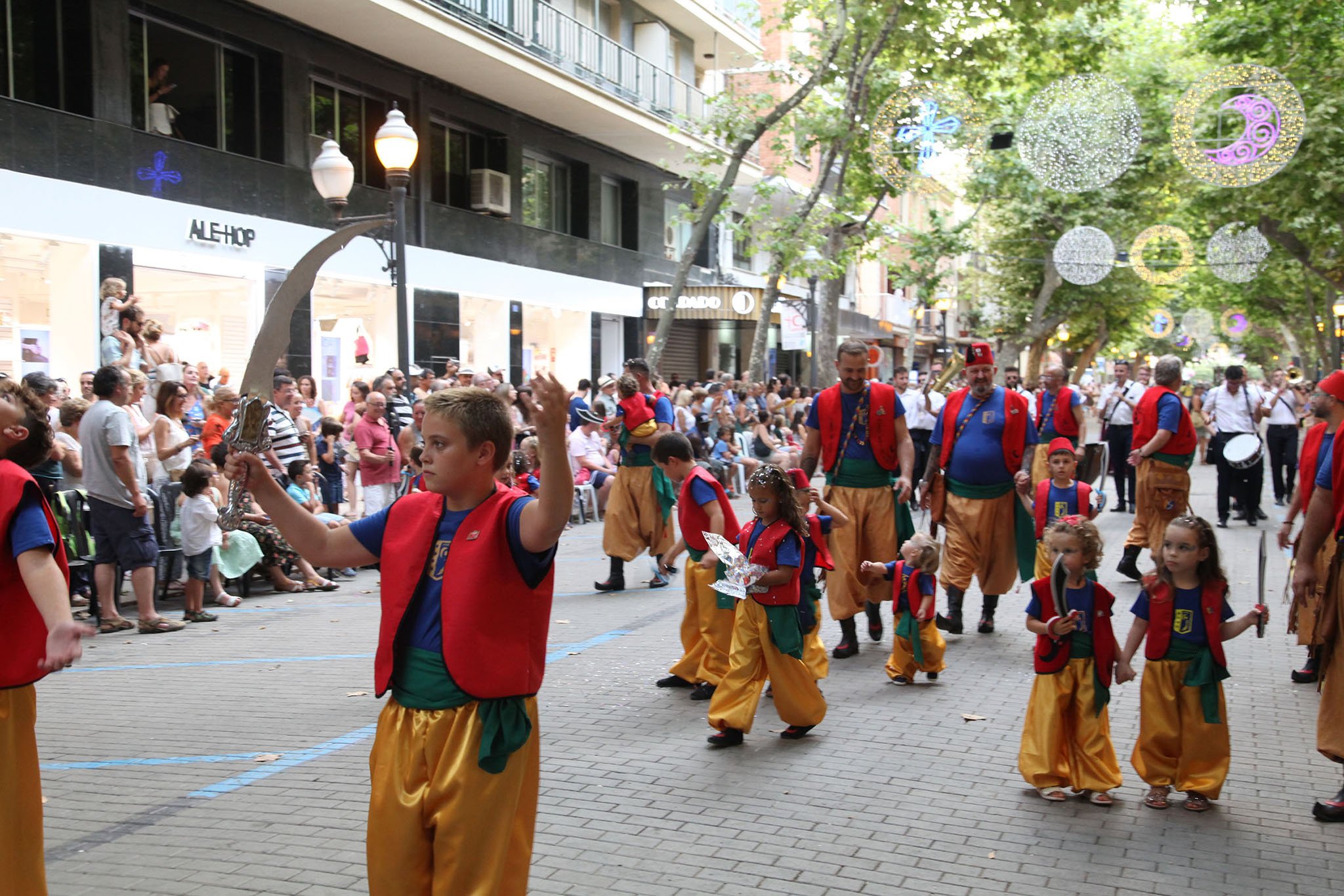 Desfile infantil de Moros y Cristianos en Dénia 68