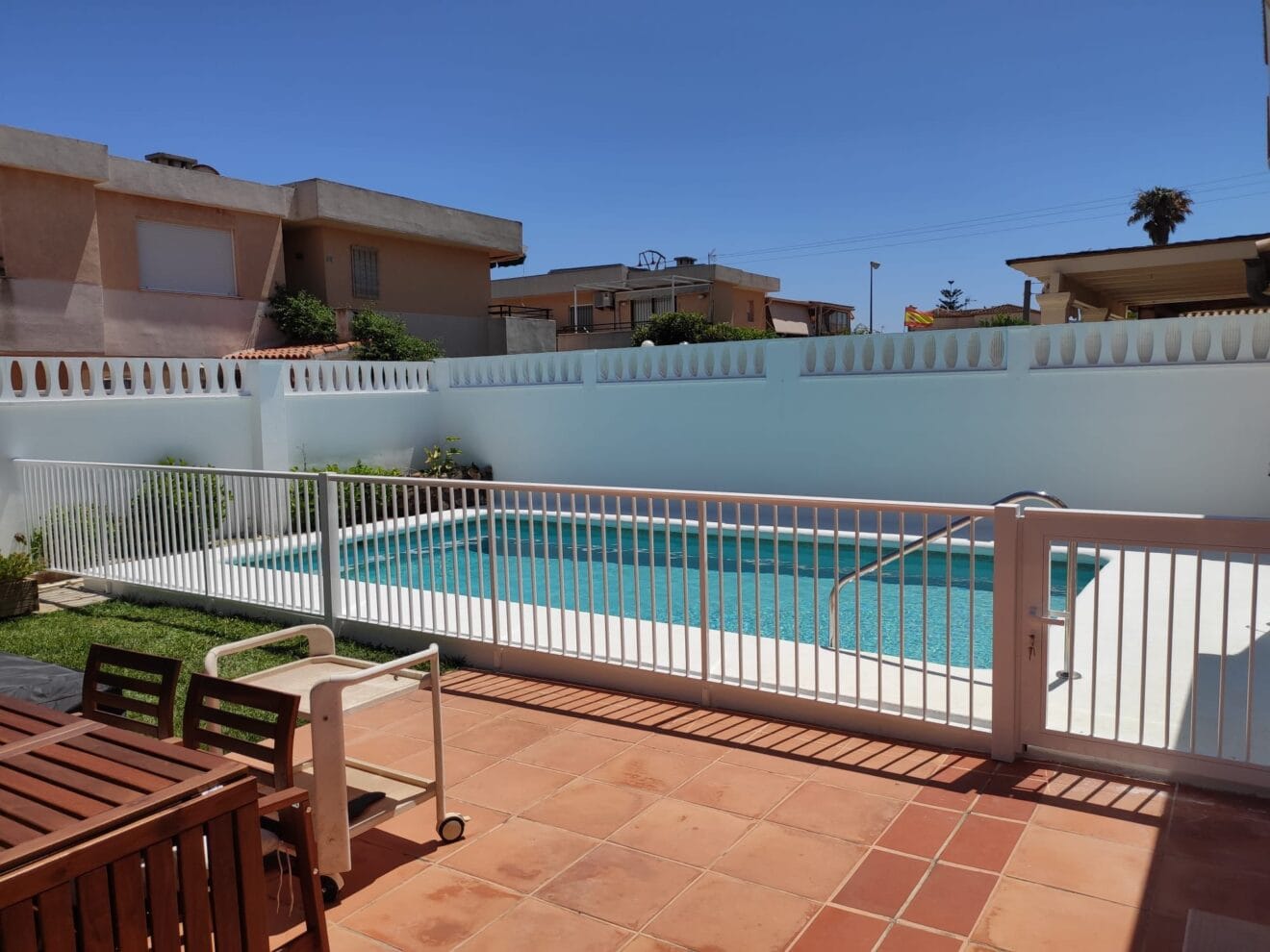 Estilo y seguridad en tu jardín - Aluvent