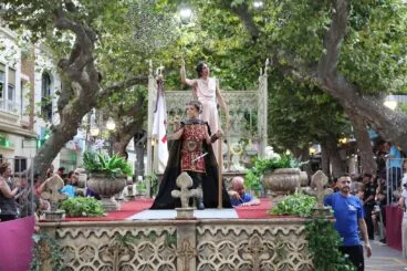 Gran desfile de gala de los Moros y Cristianos de Dénia 06