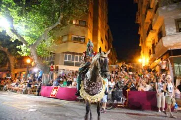 Gran desfile de gala de los Moros y Cristianos de Dénia 137