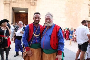 Manuel Aguado Vega, primer tro, y Pedro Juan González, capitán