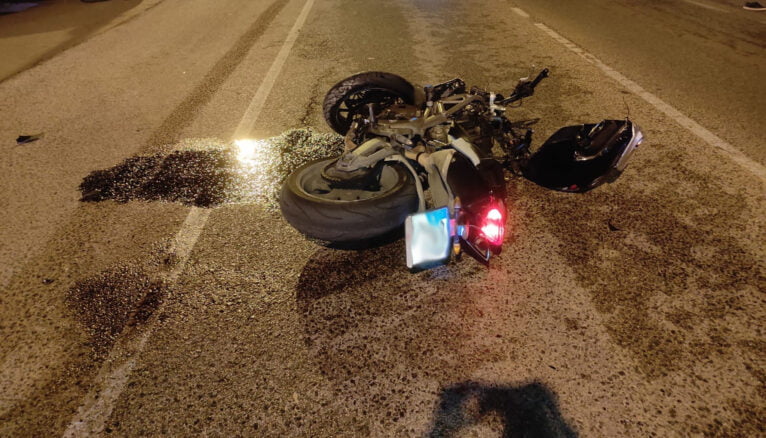 Wrecked motorcycle in Dénia