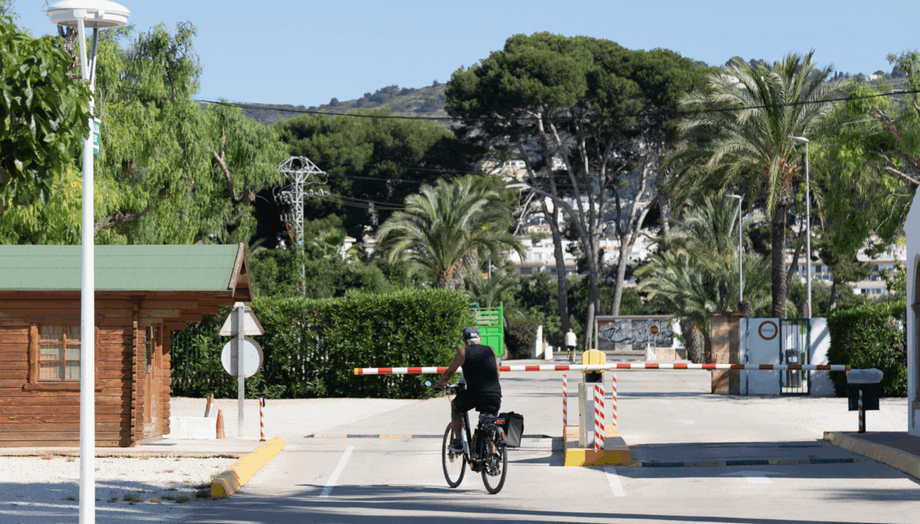Muévete en bicicleta por Camping Jávea