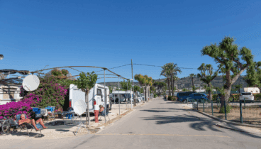 Parcelas soleadas en Camping Jávea