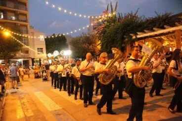 Procesión y última entraeta de Moros y Cristianos de Dénia 44