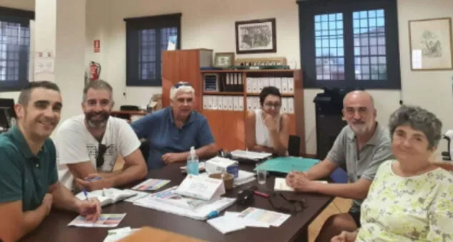 Imagen: Reunión de de la Junta Vecinal de Jesús Pobre para la coordinación de la Agenda Urbana 2030 y el plan antifraude
