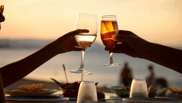 tomar algo con vistas al mar en denia