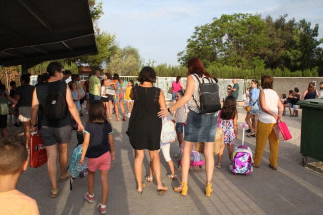 colegios e institutos de denia reabren sus puertas 06