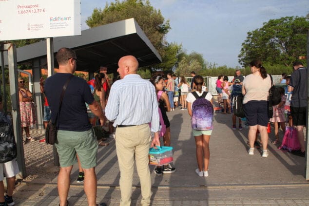 colegios e institutos de denia reabren sus puertas 09