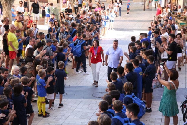 denia celebra con fiamma benitez su triunfo en el mundial 01