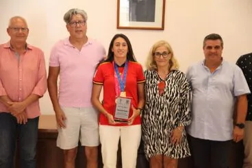 Dénia celebra con Fiamma Benítez su triunfo en el mundial 22